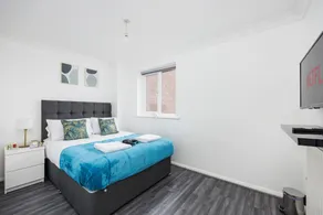 Lovely 2 Bed House in Grays. - Image 5