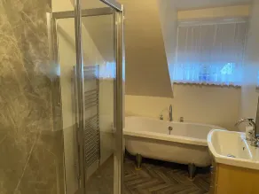 Luksus privat hytte med udendørs jacuzzi med havudsigt på Strangford Lough - Image 2