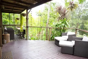 Perched on the bank of Broughton Mill Creek & only 500 meters from Berry centre - Image 5