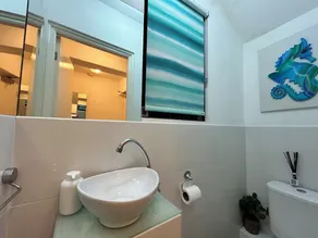 Kerensa, beautiful modern apt, Holetown, close to all amenities - Image 4