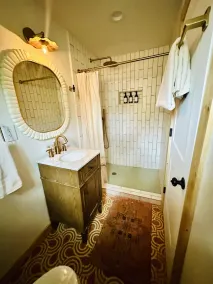 Rosedale Bungalow - Image 5
