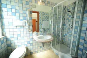 Riviera Hotel Residence - Image 4