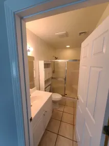 Spacious 8 Bedroom Beach House - Image 4
