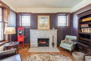 Charming Historic Home.  Large 5 bed 2 bath- close to everything - Image 2