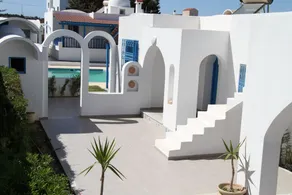 Villa situata in prima posizione di fronte a una bellissima spiaggia sabbiosa di Kerkouane - Image 2