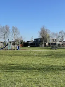 com muitos extras de e no Próximo Sluis, Knokke, Brugge etc - Image 4