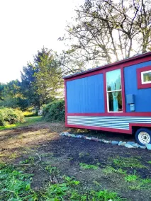 Tiny House - Image 5