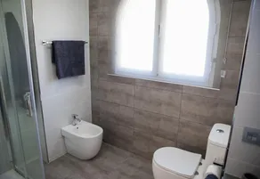 Spacious 200 sq.m. penthouse with sea view terraces - Image 3