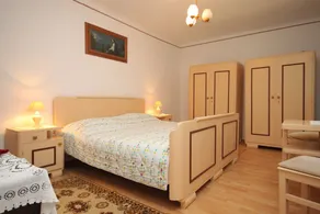 Apartments with parking space Veli Losinj, Losinj - 8060 - Image 3