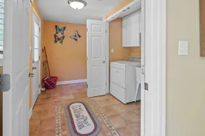 Summer Getaway Near DC and Baltimore Pool, Private Yard & Peaceful Setting - Image 3