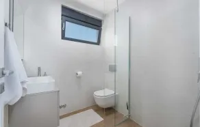 Neu gebaute moderne Villa für 8 mit beheiztem Pool - Image 2