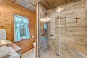 16 Acres of beauty and relaxation - Image 4