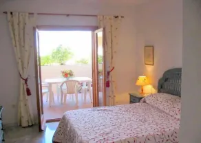 Gut ausgestattete 2 Schlafzimmer, 2 Badezimmer Apartment im Poolbereich - Image 4