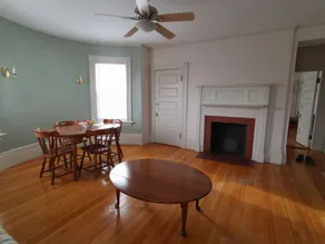DTWN 1 BDR Apt, free parking, walk to WPI, Palladium, MCPHS - Image 5
