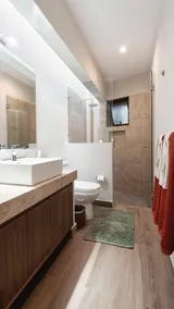 Hermosa Villa Vista al Lago - Image 2