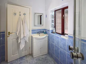 1 bedroom accommodation in Worthington, near Standish - Image 2