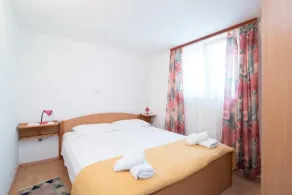 Apartment Orange - 30m from beach - Image 5