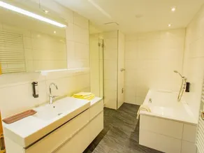 Hotel - Image 2