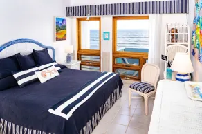 Fantastic Views, Beach Access, Pool & AC! Oceanfront 2-Bedroom Condo - Image 5