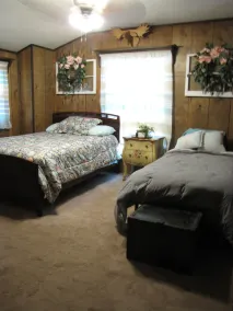 Nature lovers retreat right on the edge of the river - Image 3