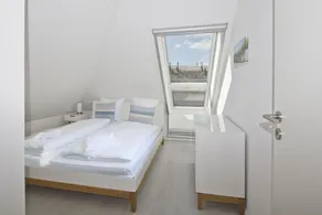 Vacation apartment with balcony and garden - Haus Inselwind FeWo MEERurlaub - - Image 4