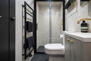 Chic Cotswold Tiny Home - Oddity House - Image 2