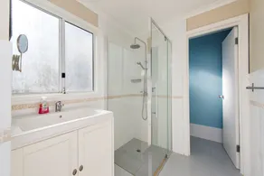 Seaclusion Cottage - Modern renovated beach house - Image 5