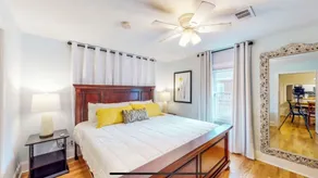 Cheerful Four Bedroom home conveniently located - Image 2