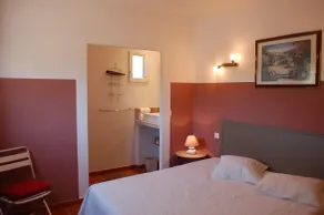 Air-conditioned villa with swimming pool - 18 people - Image 4
