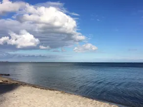 WLAN gratis, TOP priser, stille beliggenhed, strand stol, terrasse, hav og sø tæt, - Image 4