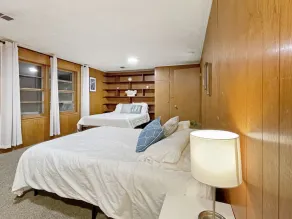 Family Friendly 3 BR 2 Bath Duplex Sleeps 9! - Image 4