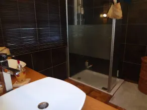 stort hus med pool nær Alès i Cévennes - Image 2
