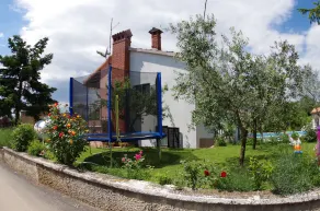 Countryside Holiday Apartment In Village Peresiji - Image 2