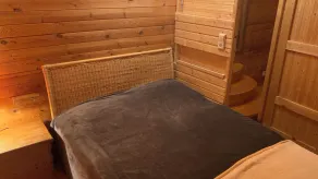 Cozy wooden cabin 1800m above sea level, guaranteed snow, slight convenience - Image 3