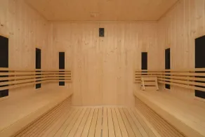 Spacious Apartment | Gym, Sauna and Parking - Image 3