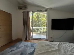 Au Coeur du Golf de Massane Villa Contemporaine Climatisée Avec Piscine - Image 4
