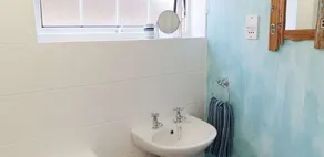 Foxes Lair  Holiday Home Looe Cornwall - Image 3
