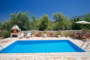 Villa Marina Epavlis by Villa Plus - Image 4