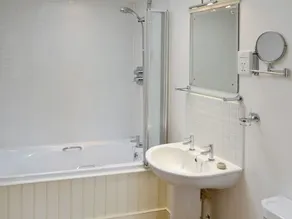 2 bedroom accommodation in Occold, near Eye - Image 4