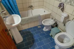 Cozy holiday villa 2 min from the beach ideal for families - Image 3