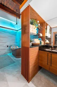 🌆One-of-a-Kind Downtown TC Penthouse | Luxe Design + Walk to Bay, Dining, Shops & Events ➠ 400W - Image 2