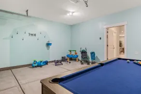 Aqua Farmhouse home - Image 3