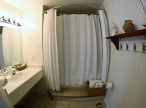 Det er et flydende sommerhus! - Image 2