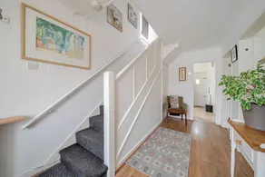 Semi Rural House - Stay 3 - Pet - Parking - Garden - Image 2