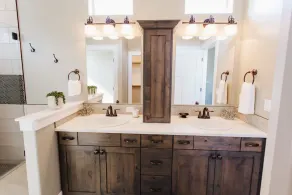 Beautiful Home with HOT TUB, COMMUNITY POOL & GAME ROOM. - Image 3