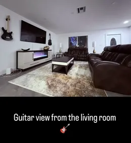 3BR Guitar House with Poker Room near Hard Rock - Image 1