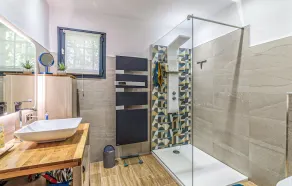 3 bedroom gorgeous home in Grasse - Image 2