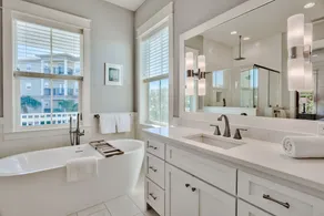 BEAUTIFUL 5bd/5.5b SEACREST Home w/ Resort Style POOL, 5 Decks & Turf Backyard! - Image 5