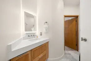 Brighton Carriage House - Image 4