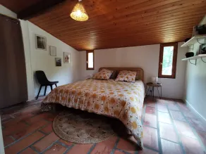 Le Pigeonnier, private heated swimming pool, green setting, fiberglassed accommodation  - Image 2